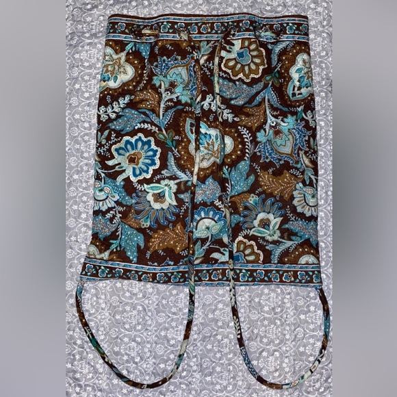 Vera Bradley Retired Java Blue and Brown Floral Backsack - Picture 2 of 3